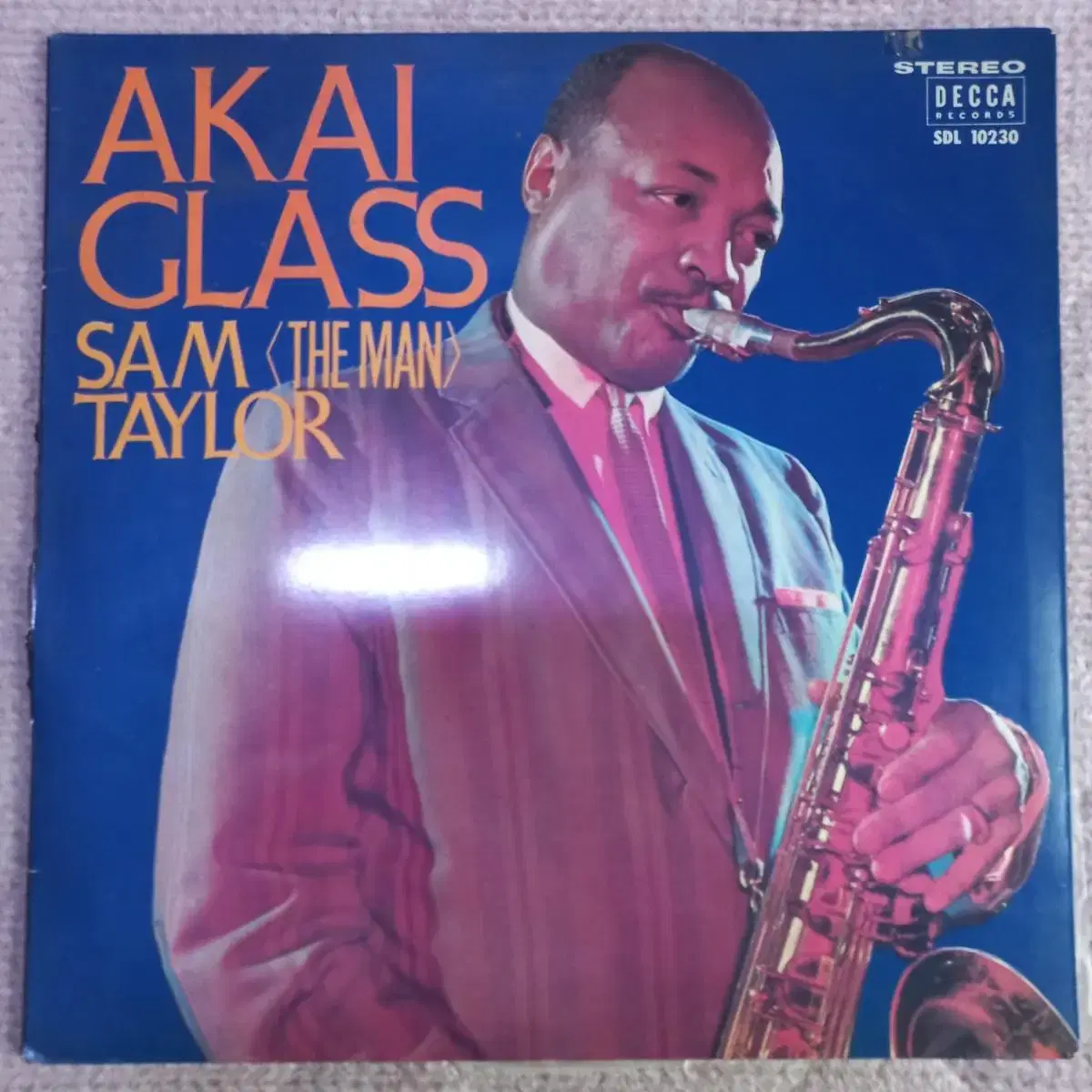 Lp중고 SAM TAYLOR / AKAI GLASS 음반 판매합니다.