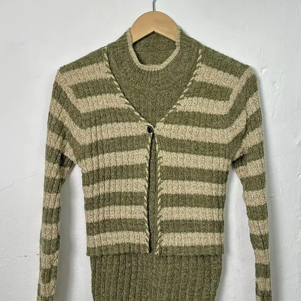 vintage stripe bolero layerd neck knit