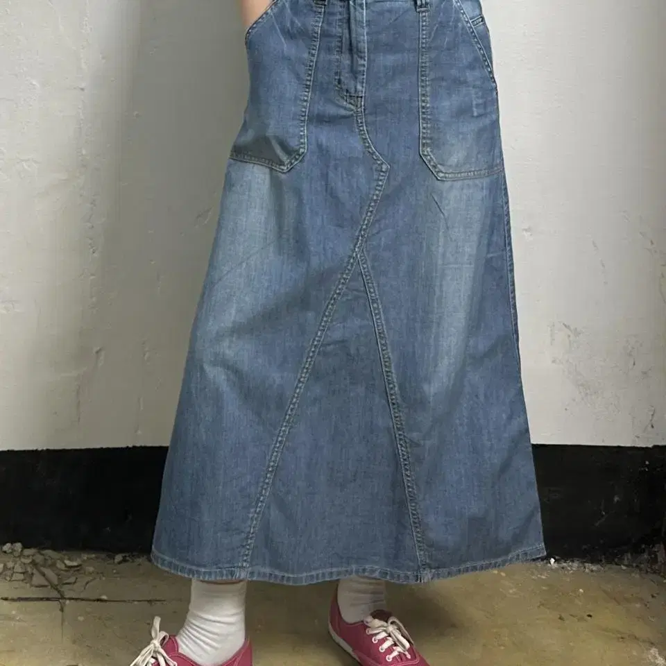 vintage work detail denim skirt