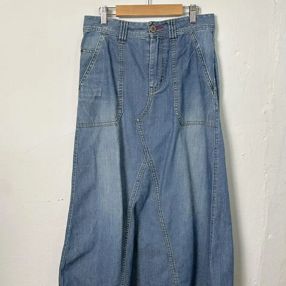 vintage work detail denim skirt