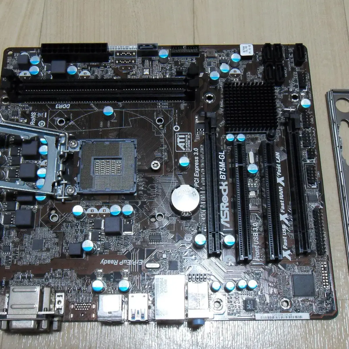 인텔11550소켓 ASROCK B75M-GL R2.0 메인보드 팝니다