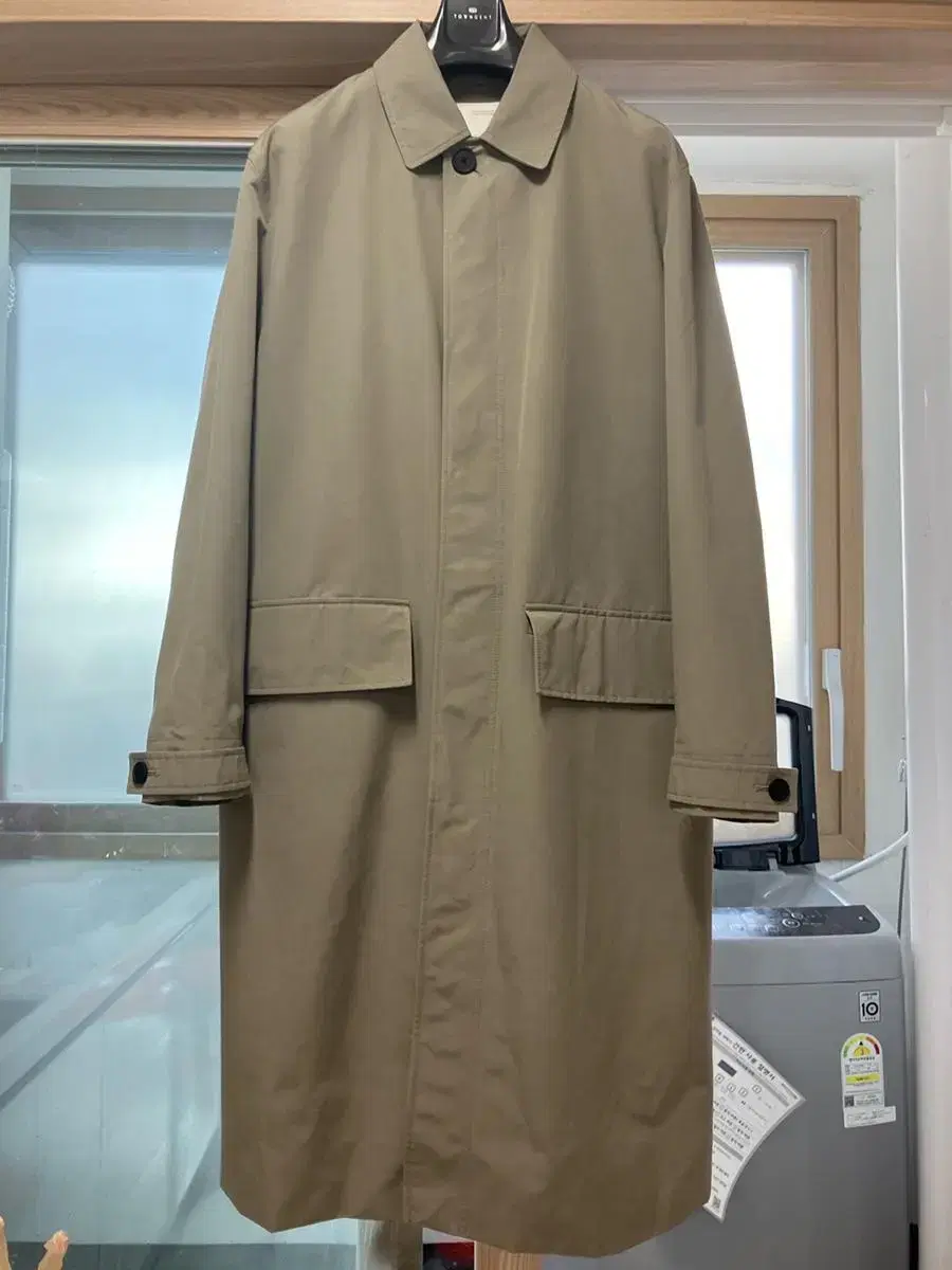 Zara StudiosNicolson Mac CoatSize Small