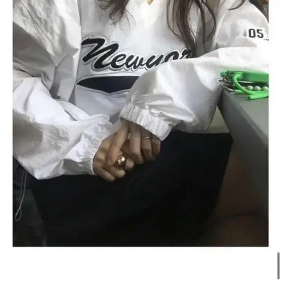 마크들리 NEWYORK NYLON SWEATSHIRT