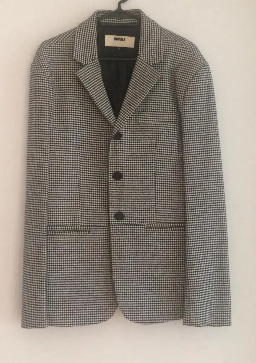 Novella Houndstooth Single Three-Button Jacket