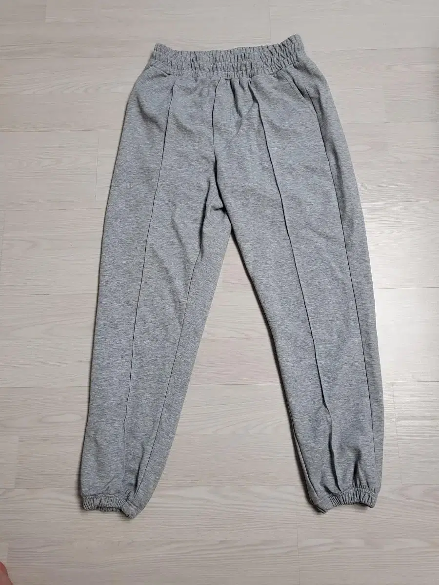 Partimento jogger pants size XL sell new