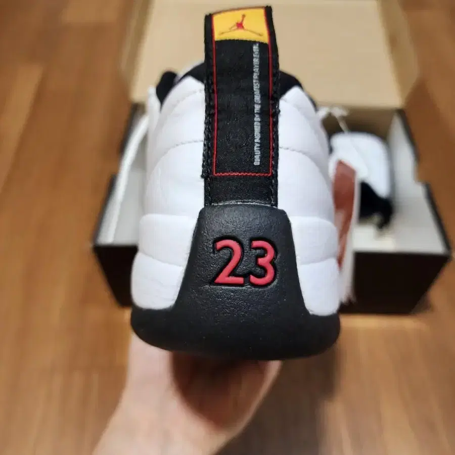 jordan 12 low taxi 조던 12 로우 택시