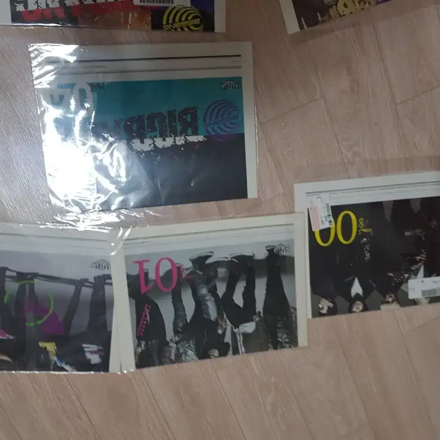 빅뱅 일본 굿즈 BIGBANG TIMES 권당 3000원 팝니다.