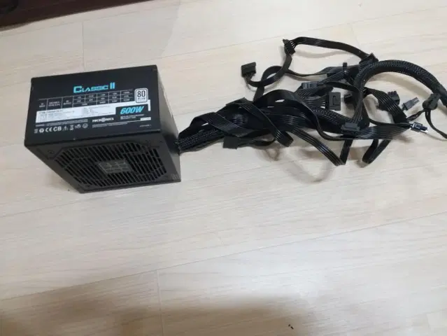 마이크로닉스 정격 600w 플립케이블 /10개정리.무상26년A급