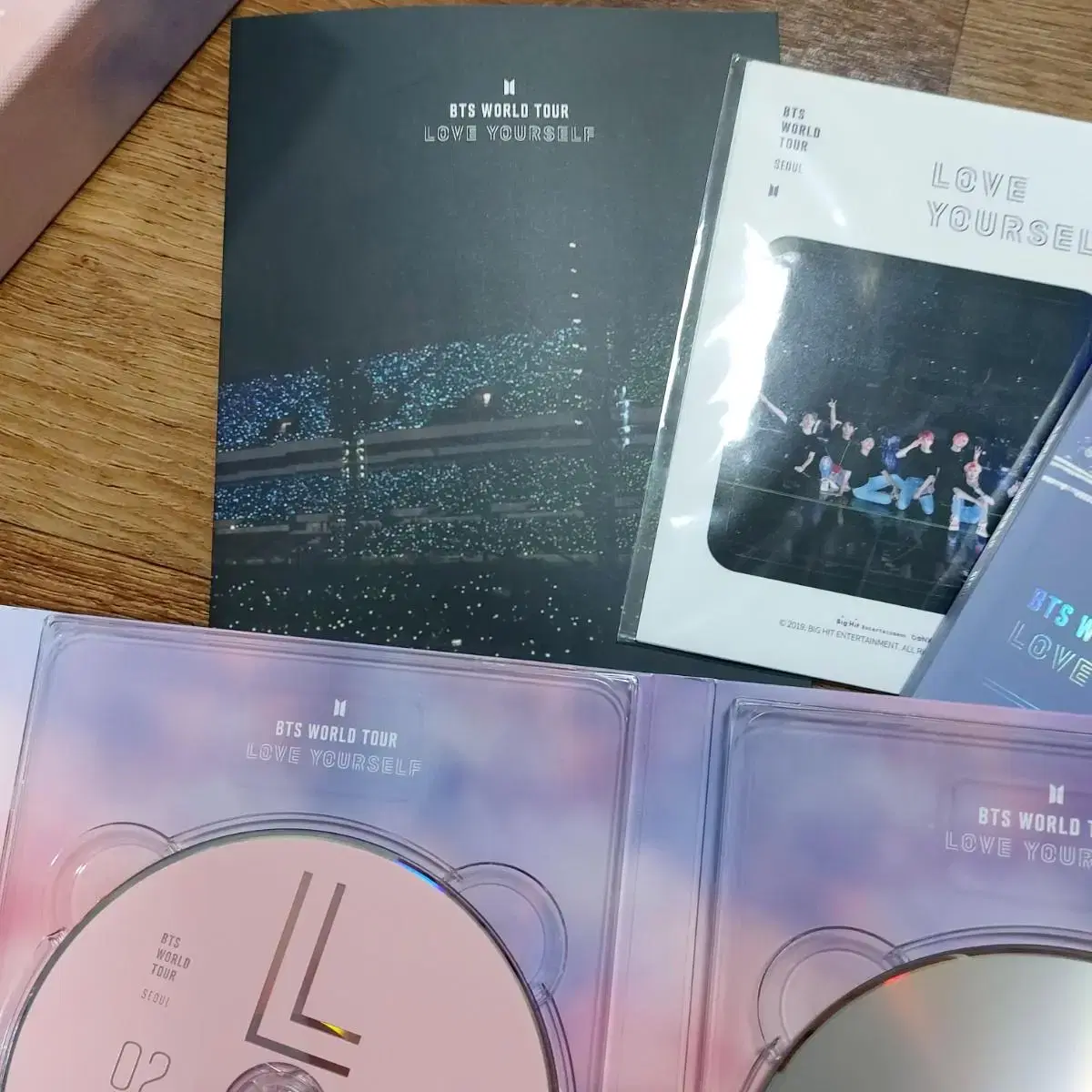 방탄소년단 러브유어셀프 서울 DVD