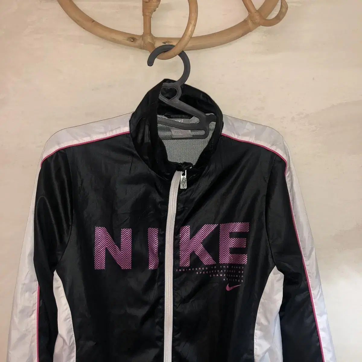 Vintage NIKE wave pink windbreak