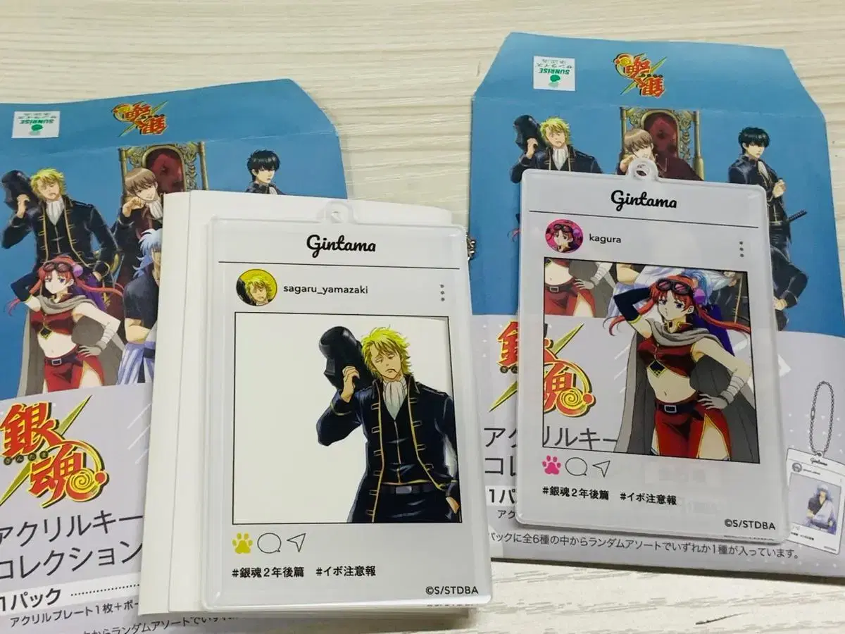 New product bulk) Gintama acrylic key holder Yamazaki, Kagura in bulk