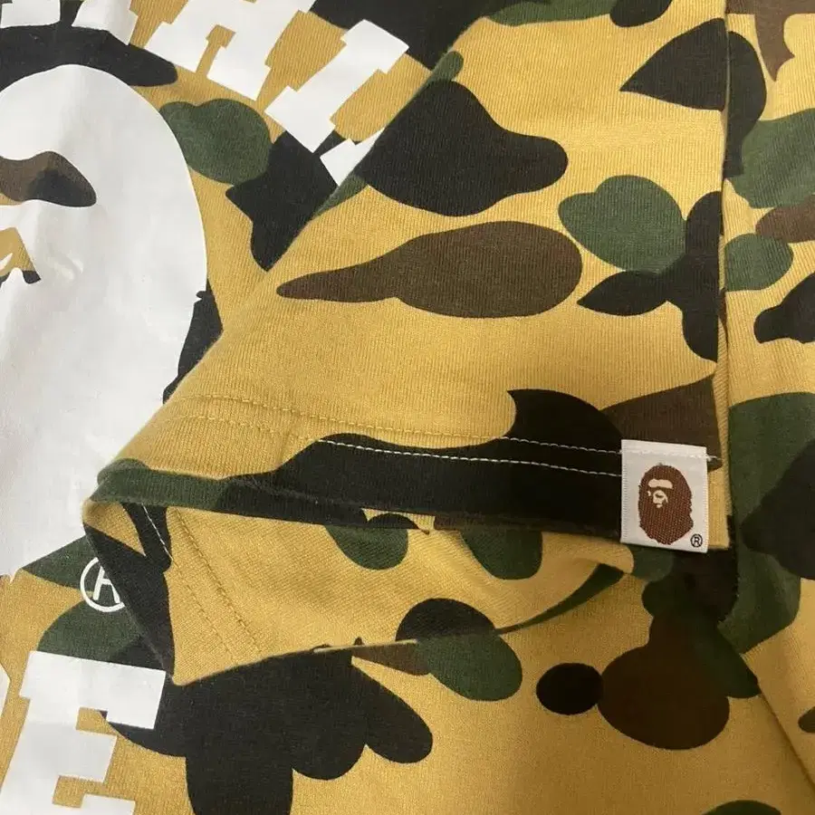 BAPE 베이프 1st 카모 컬리지 티 L사이즈