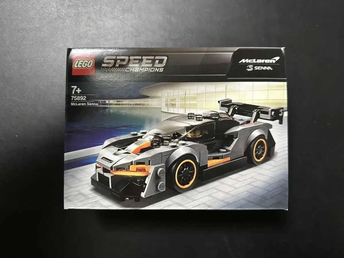 [Unsealed] LEGO Speed Champions 75892 - McLaren Senna