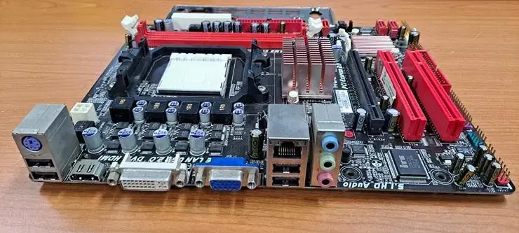 a880g+ motherboard (for AMD Phenom X6 1055T)