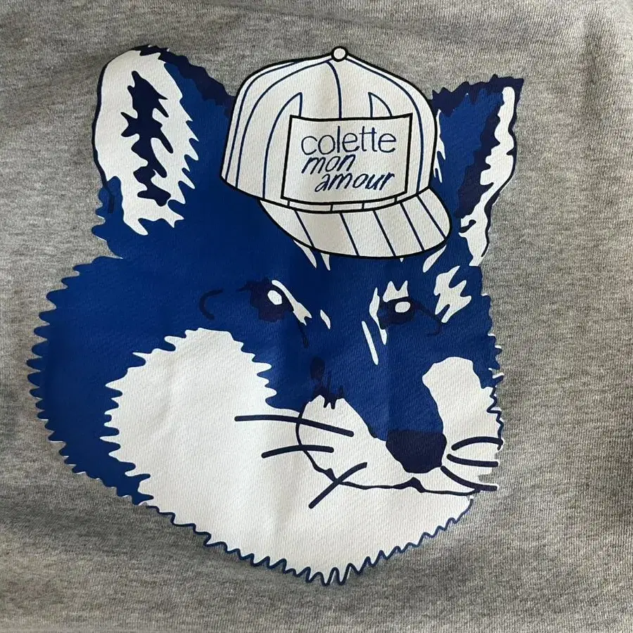 메종 키츠네 x colette crewneck