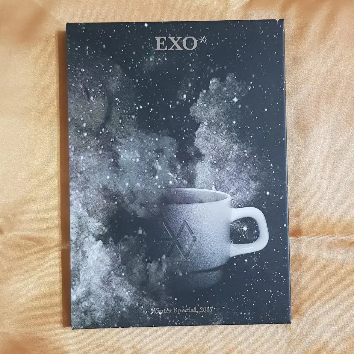 엑소앨범 음악cd 2017년 겨울스페셜 UNIVERSE