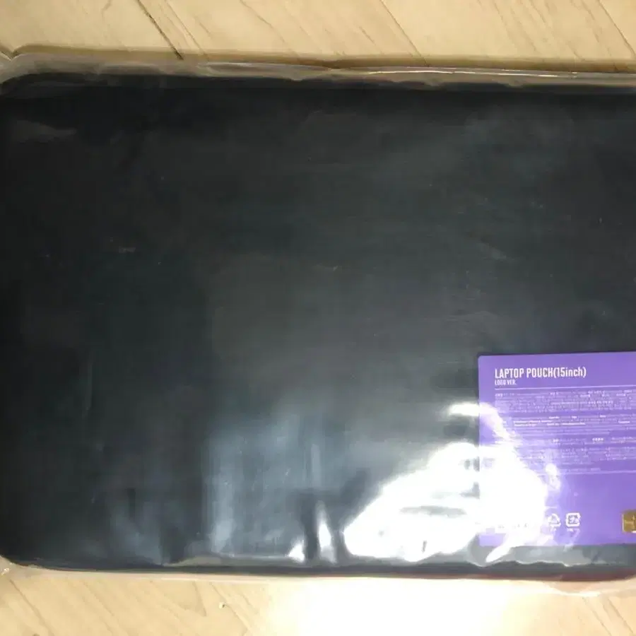 새상품) BTS 노트북 파우치 13인치 Laptop pouch 13