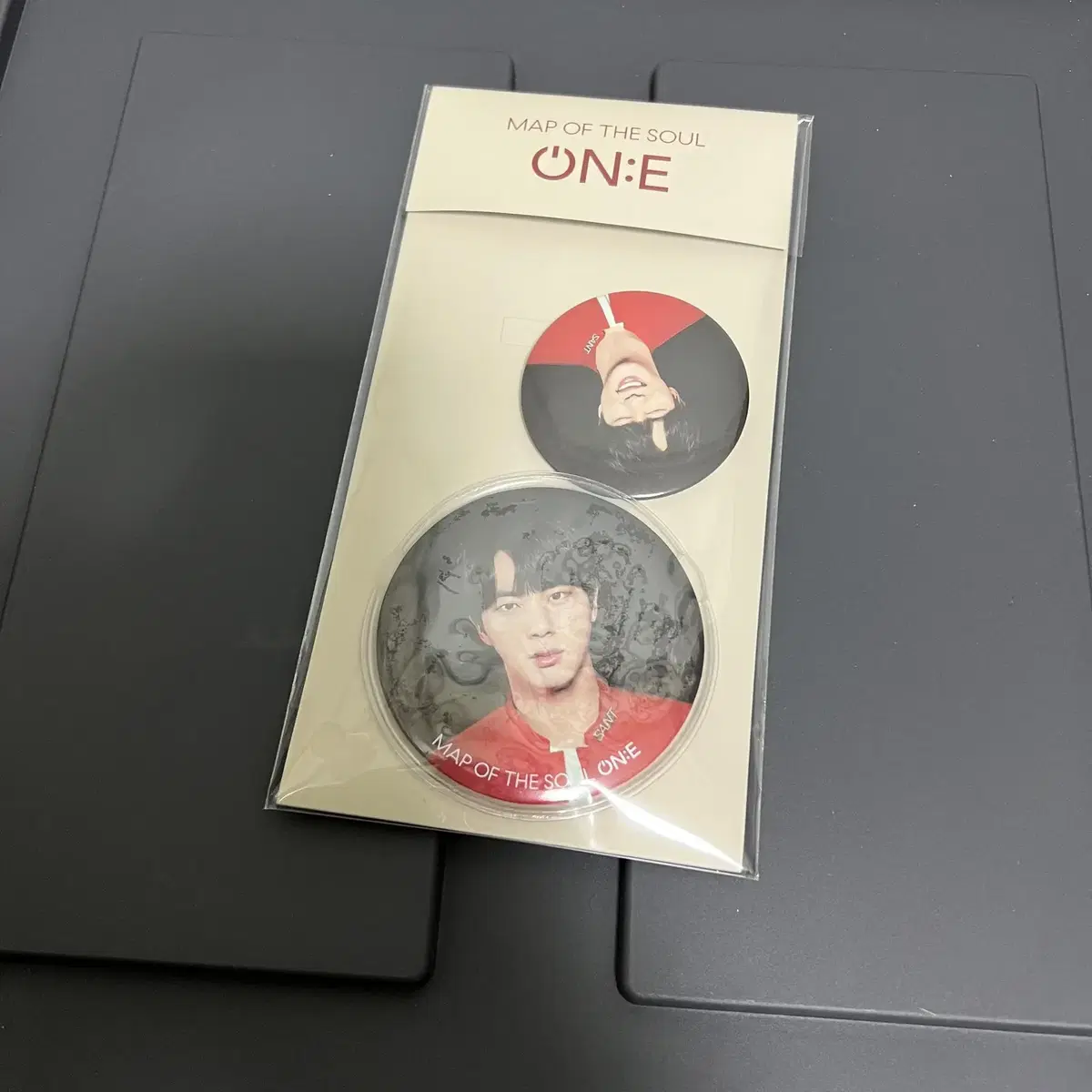 bangtan mapsole online concert canbadge seokjin