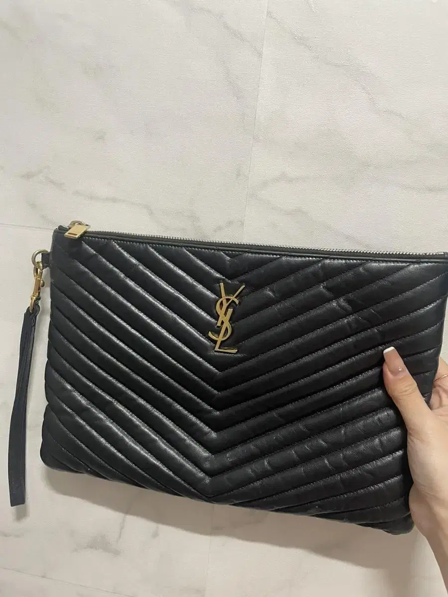 YSL clutch new medium size popnidang