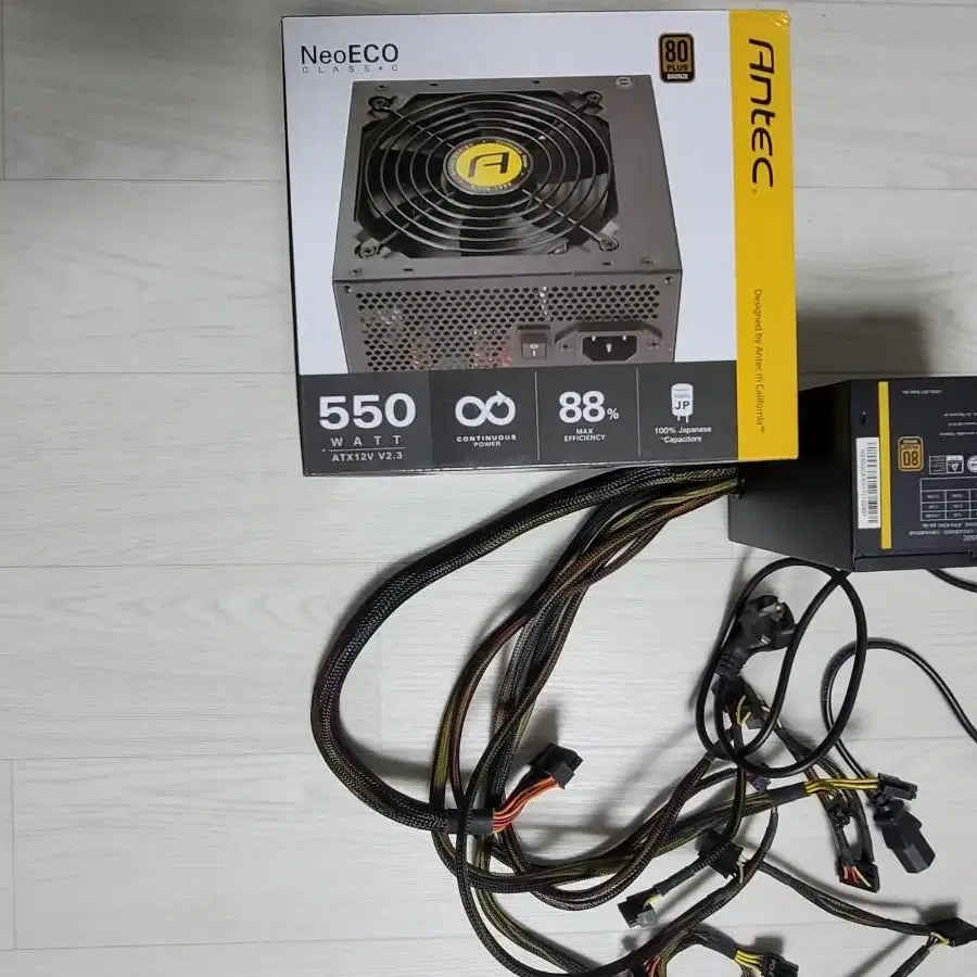 안텍트루파워 550w(정품, 80브론즈 인증)