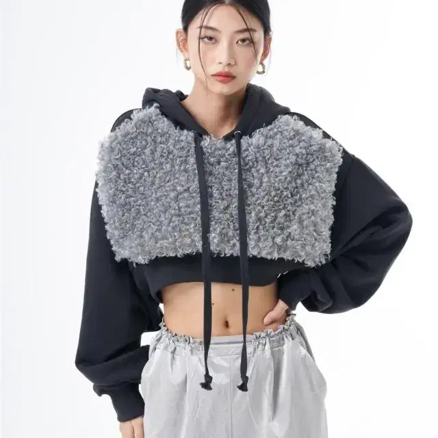 라뇨 체리퀴리 puppy fur hoody