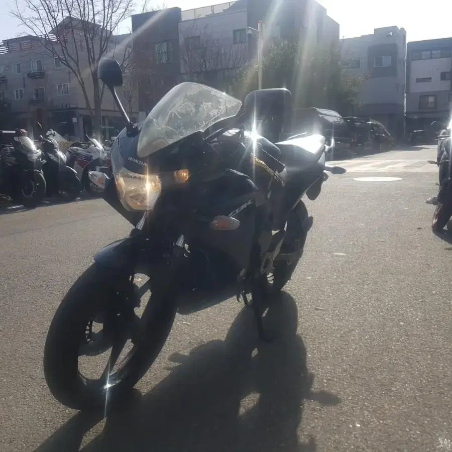 cbr125 14년형 머플러 튜닝 차량 판매합니다