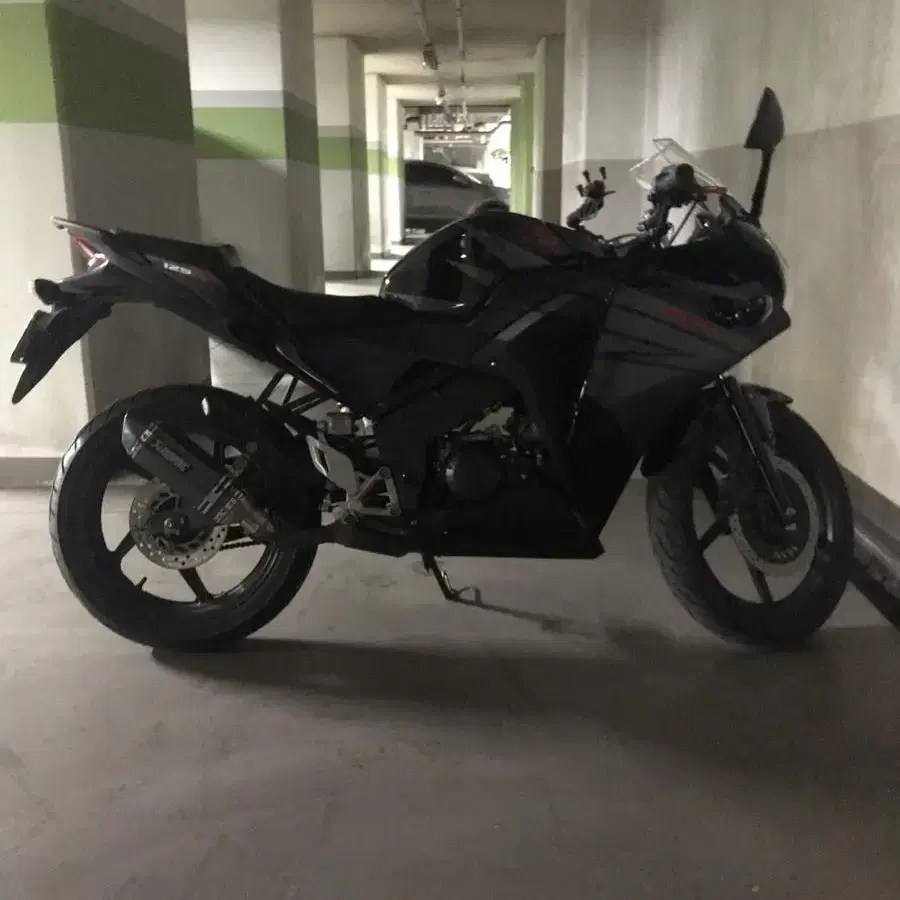 cbr125 판매 합니다 16년식