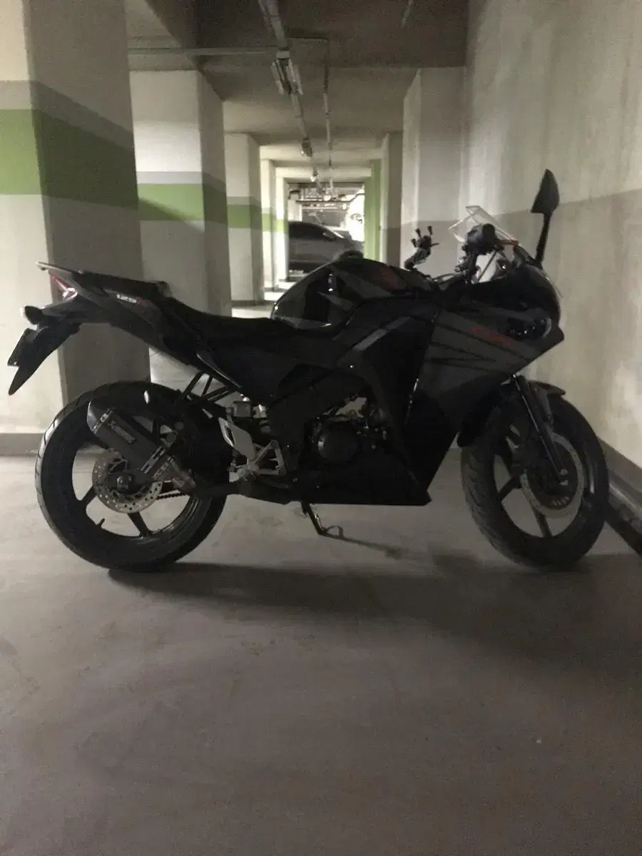 cbr125 판매 합니다 16년식