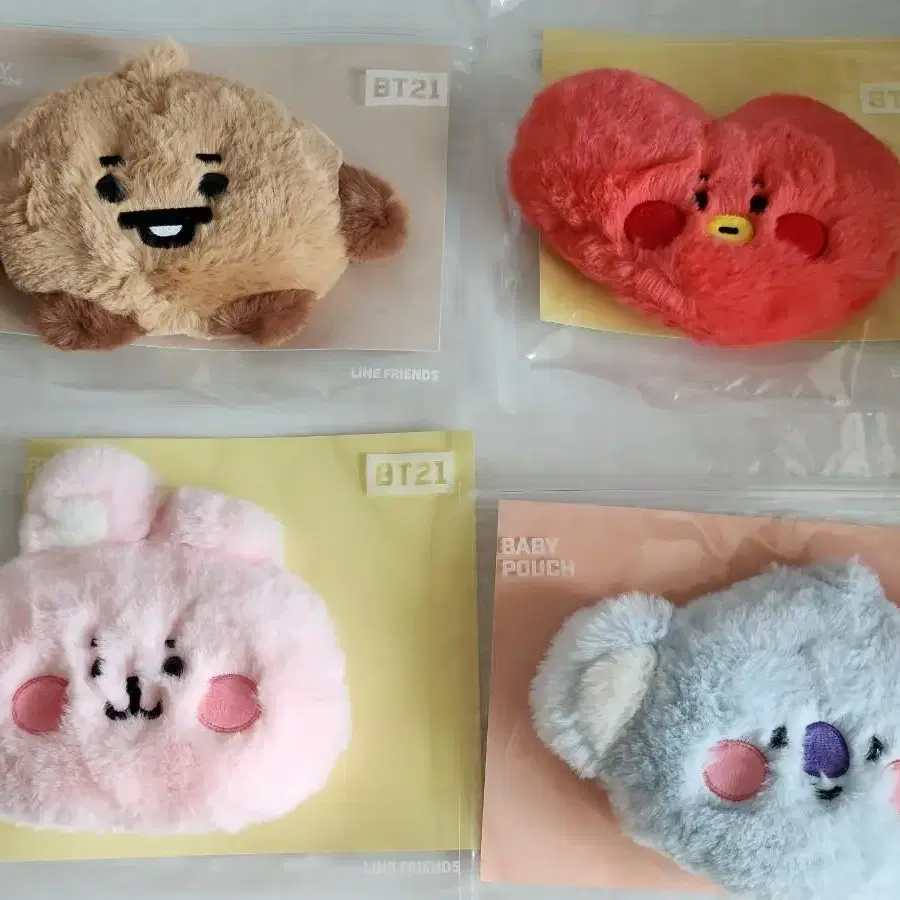 방탄 bt21 베이비 플랫퍼 파우치 (슈키, 타타, 쿠키, 코야)