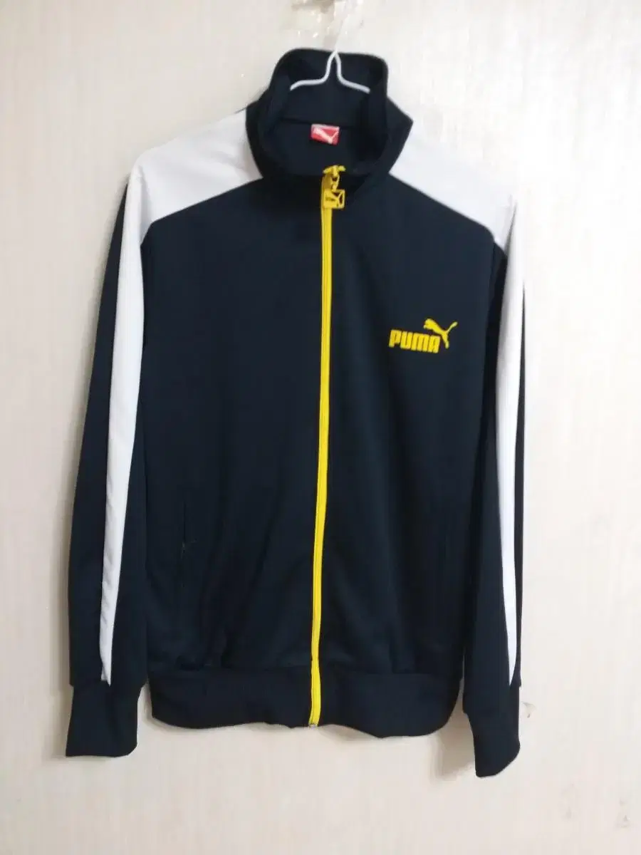 Puma Jersey Jacket (W100.00 M95)