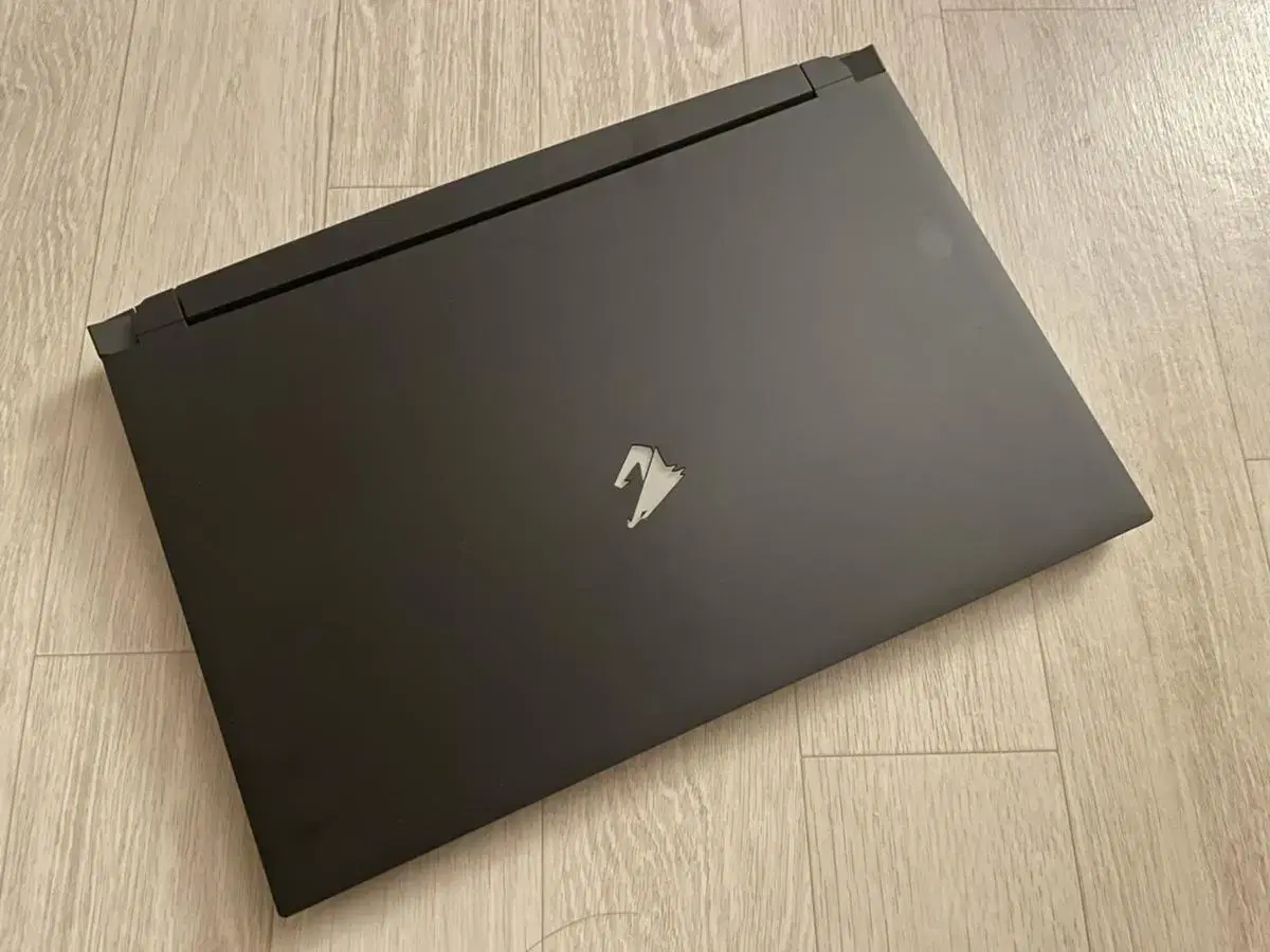 기가바이트 노트북 aorus 15p(YD)