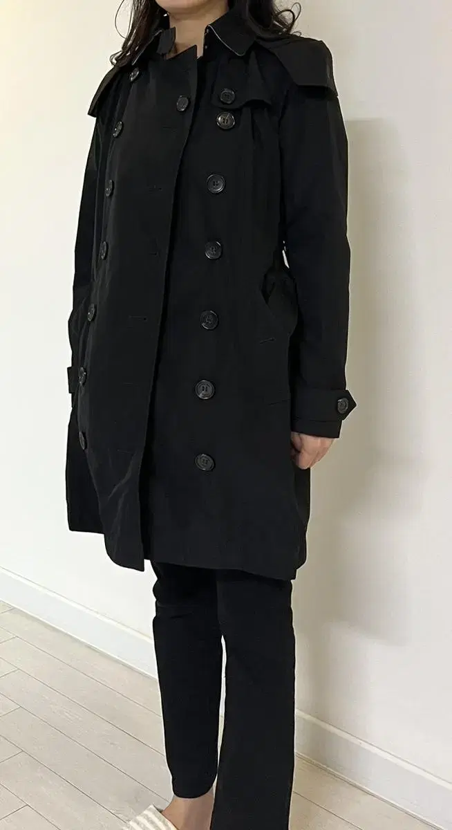 Burberry Balmoral Trench Coat Black (UK 6/USA 4)