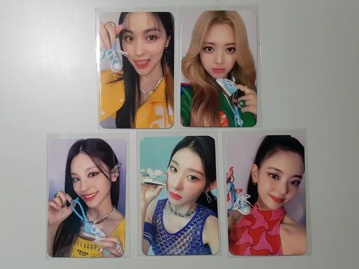 ITZY itzy soundwave soundwave 3rd pre-order benefit photocard set of photocards