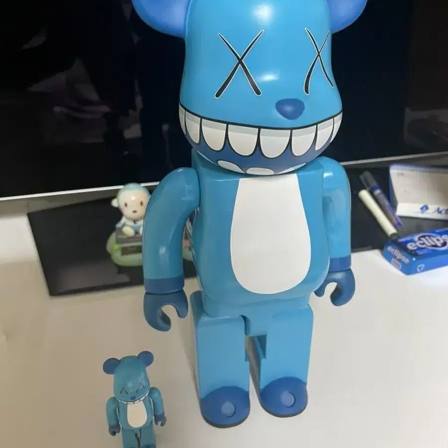 Kaws 카우스 촘퍼