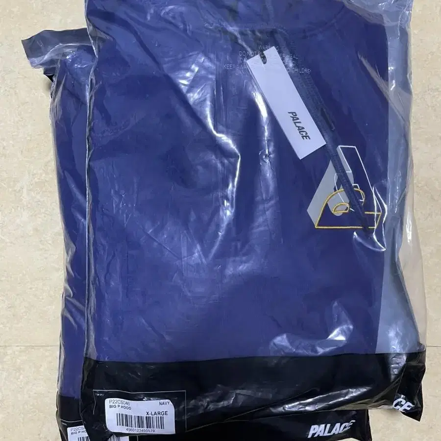 Palace big P hoodie navy ( L , XL, )