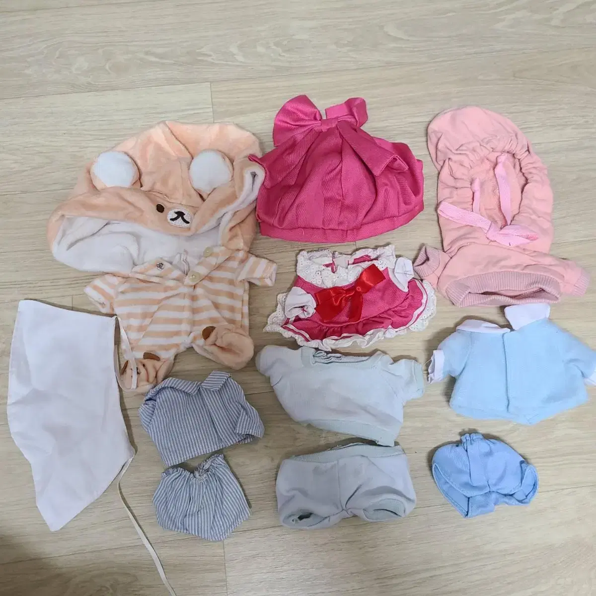 20cm 인형옷, 면빵이, 달곰이 일괄 판매