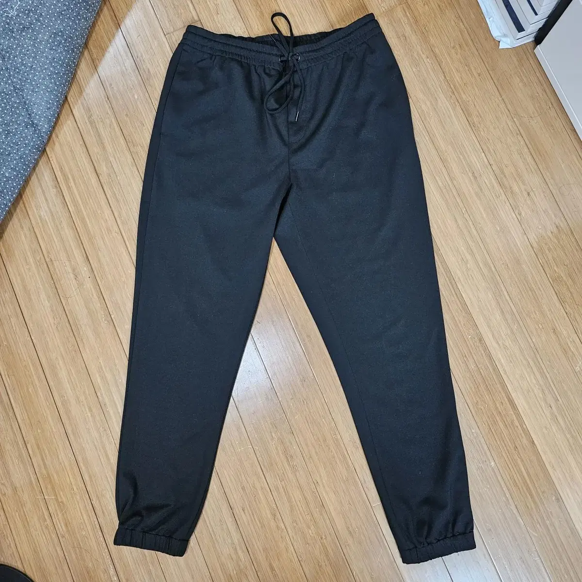 Zara black jogger pants size medium for sale!