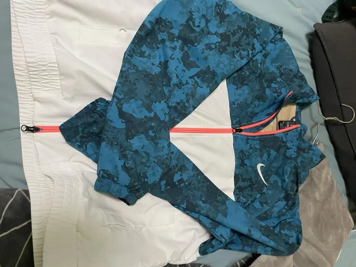 Nike Windbreaker