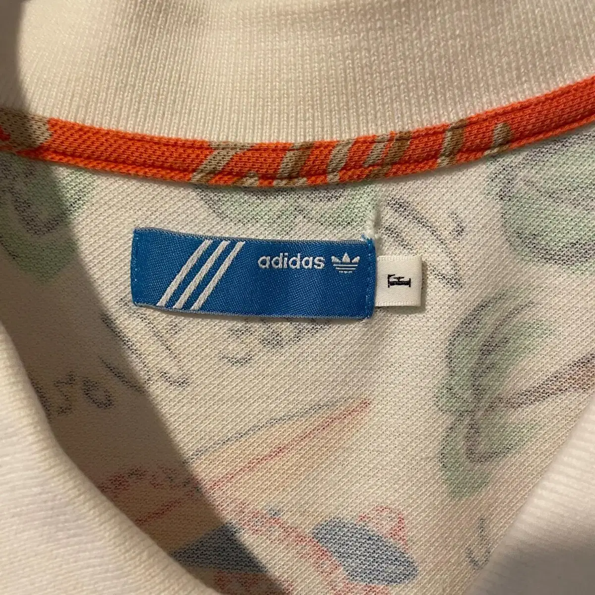 - 105 ADIDAS 아디다스 반팔티