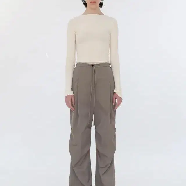 르 le y2k twill pin tuck jogger pants