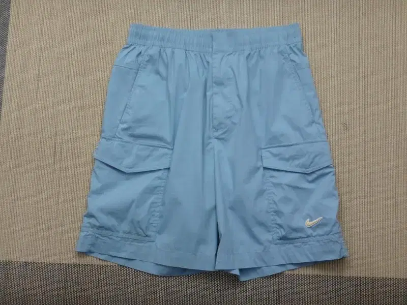 (33-34) Nike Woven Shorts Unwound Utility Shorts