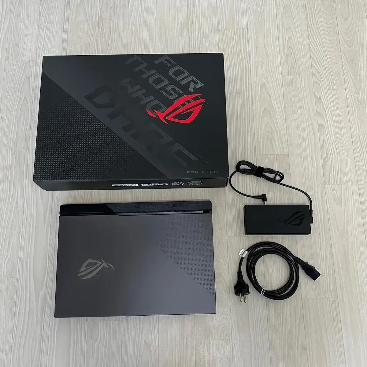 ASUS ROG Strix G713QM - HX185 게이밍 노트북