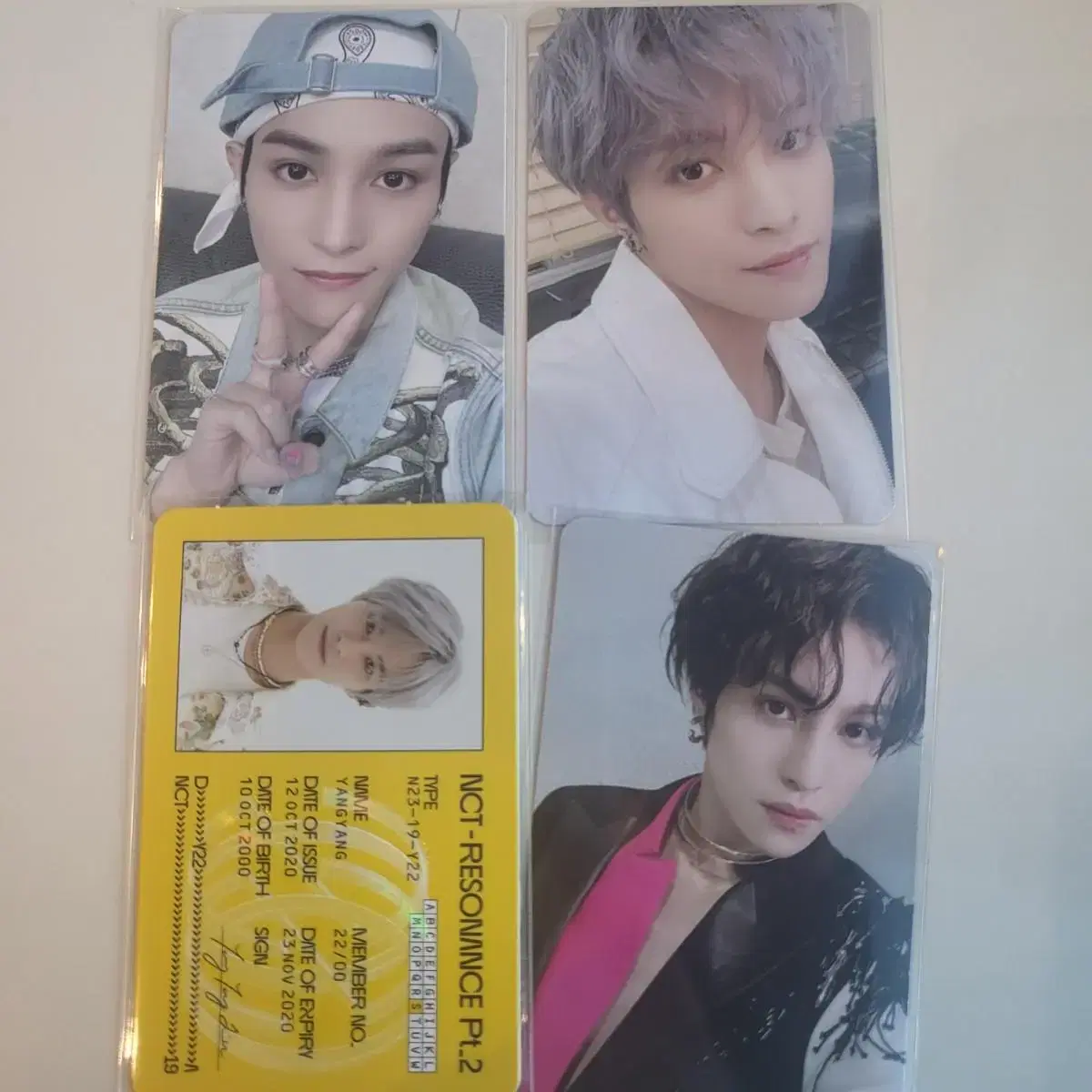 Resonance yangyang photocard in bulk