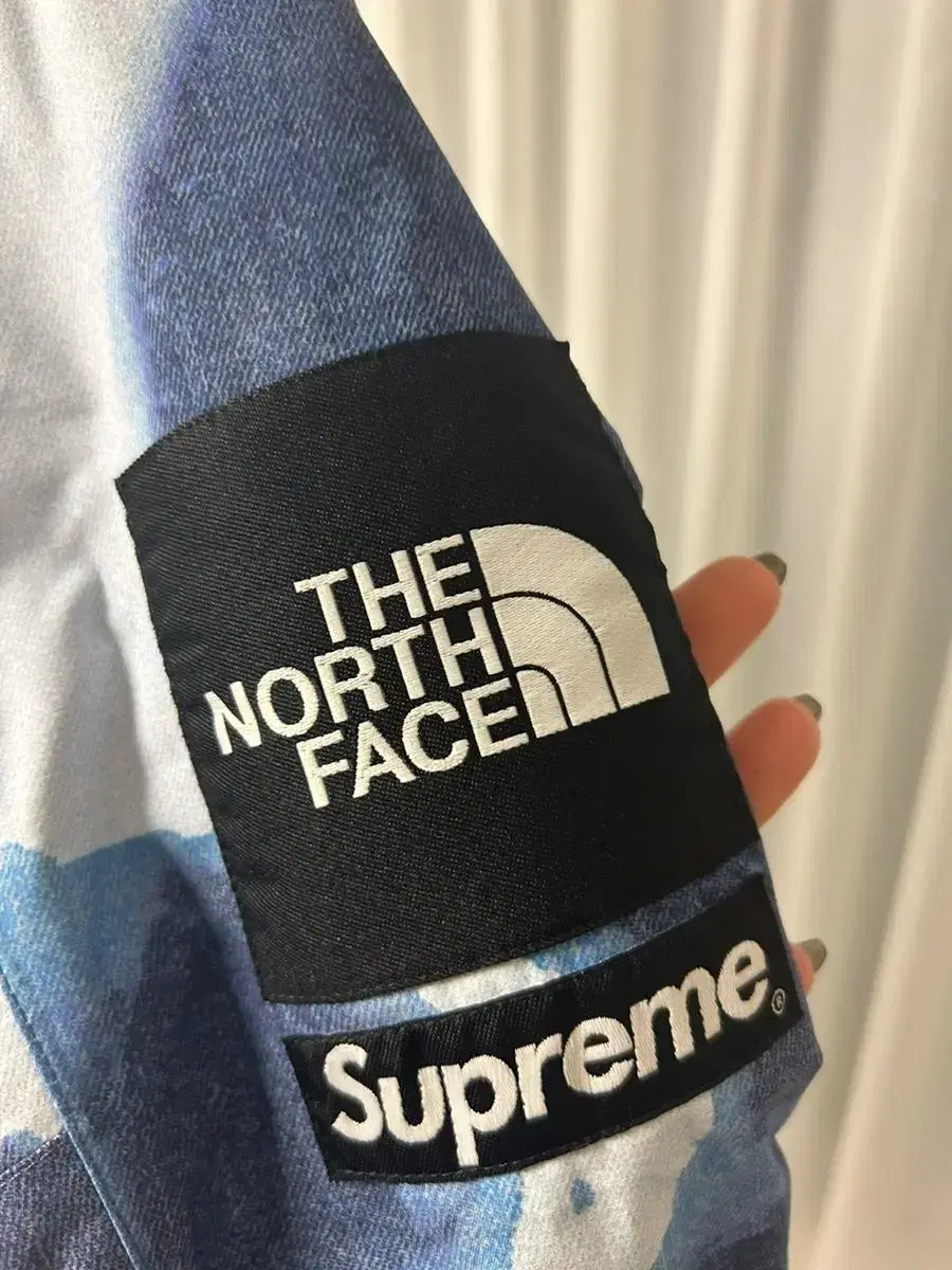 [M] Supreme The North Face Bleached Denim Windbreaker