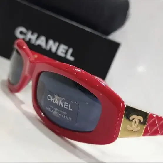 샤넬  선글라스 Chanel modello 5014 sunglasses