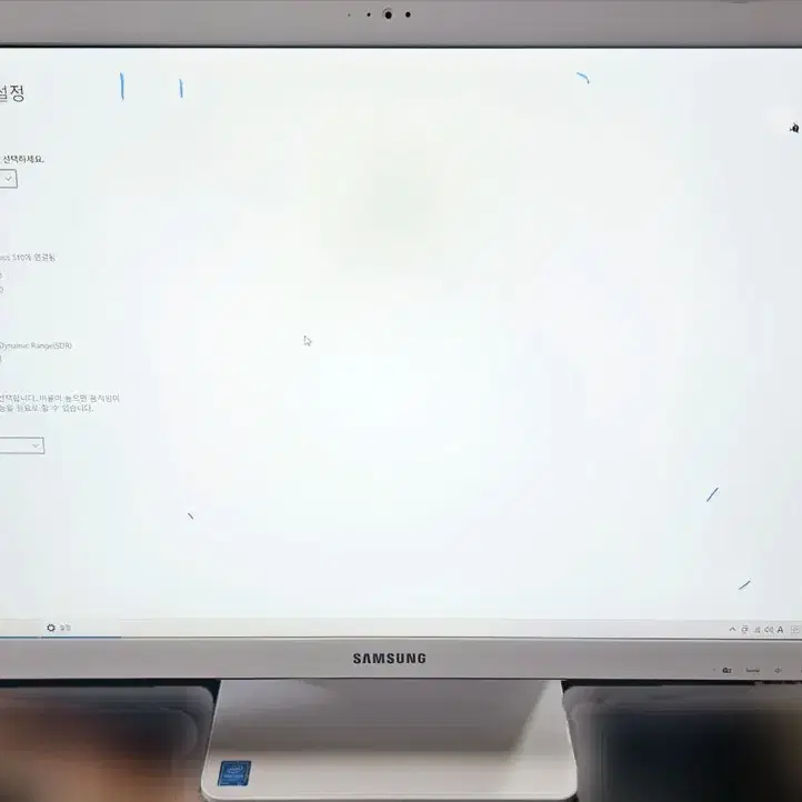 삼성 일체형PC DM700A4K 팝니다 올인원 컴퓨터 TV가능해요
