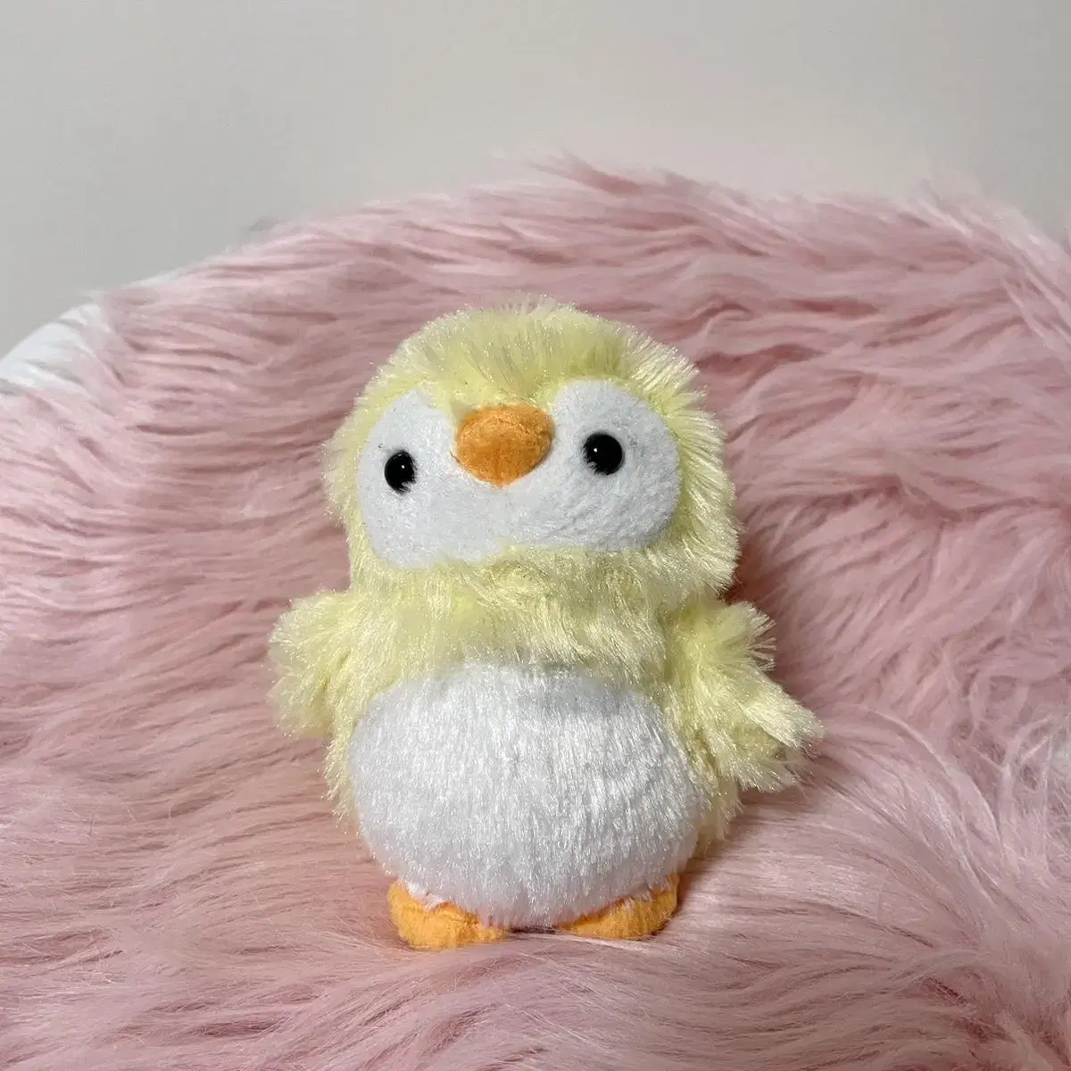 Vintage Mini Penguin doll (yel)