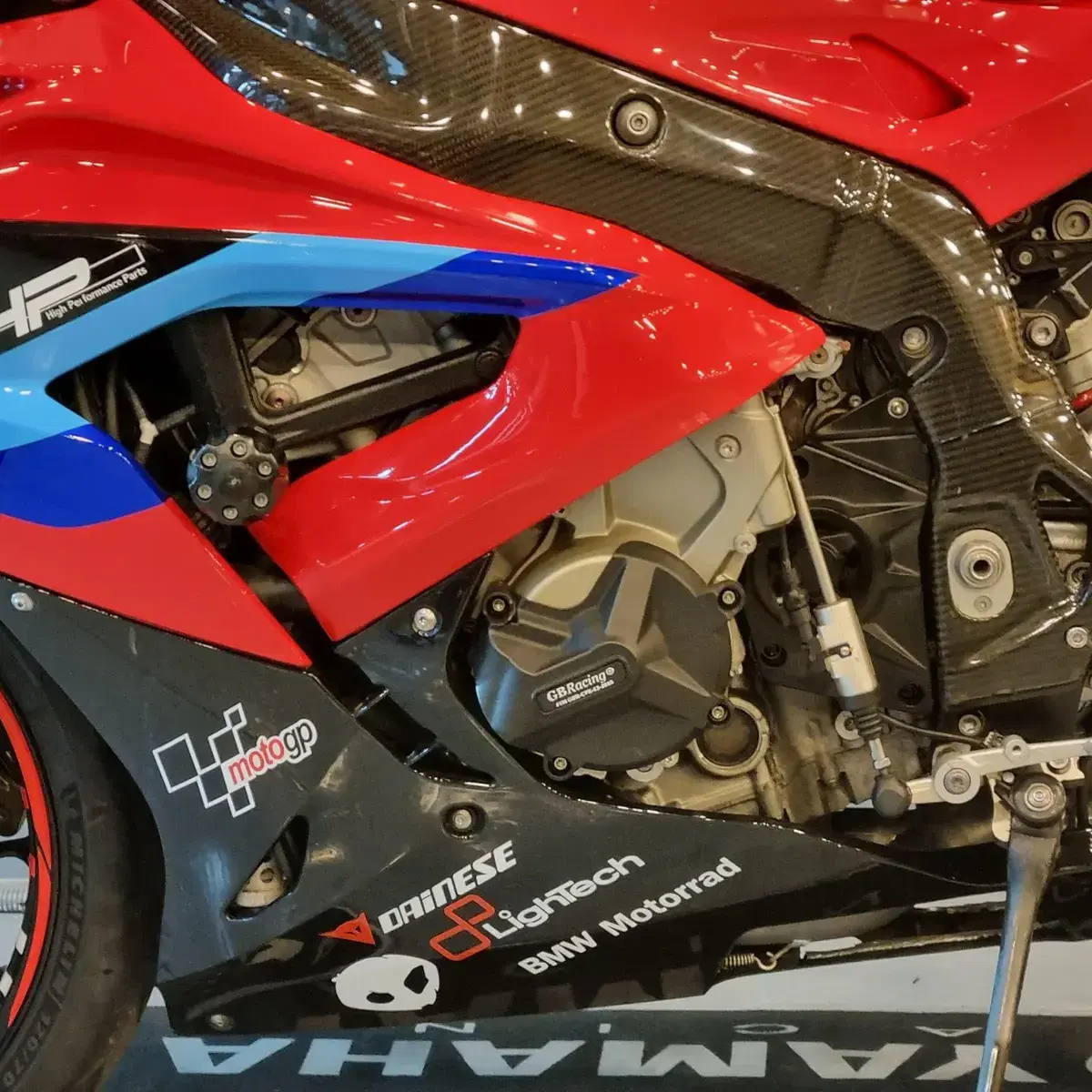 부산 BMW S1000RR ABS PRO 15년식 블랙레드 판매합니다.