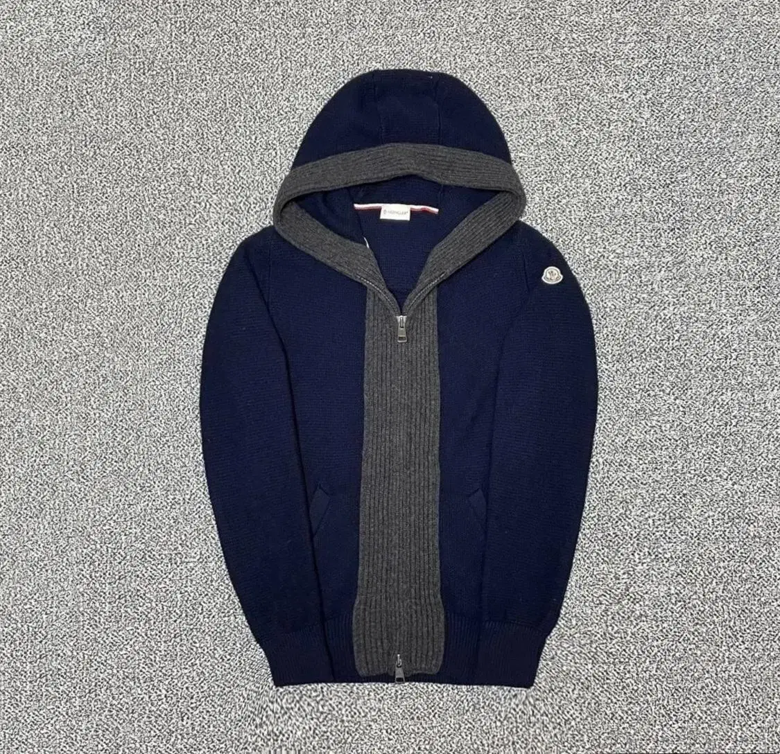 Moncler Two-Tone Knit Zip-up [S]