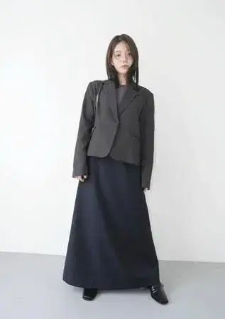 애프터먼데이 maxi flared formal skirt 모카그레이